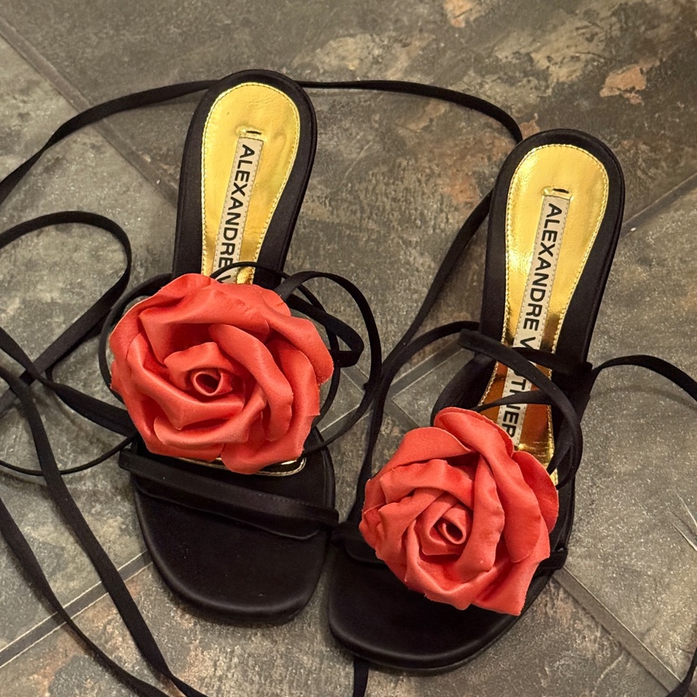 Alexandre Vauthier laurel satin heels